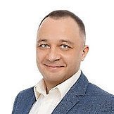 Врач Фролов Дмитрий Андреевич