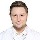 Врач Янушкевич Юрий Максимович