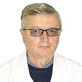Врач Хрусталев Олег Анатольевич