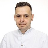 Врач Маринов Алексей Маринович