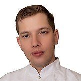 Врач Поцелуев Дмитрий Олегович