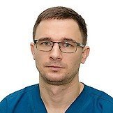 Врач Пристромский Антон Викторович