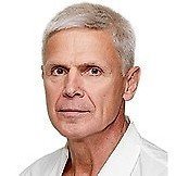 Врач Тюленев Александр Павлович
