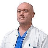 Врач Вараксин Владимир Александрович